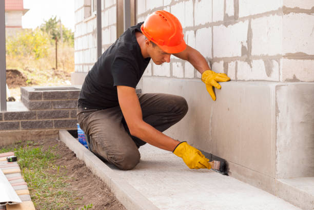 Crawl space vapor barrier installation in Petersburg, IL